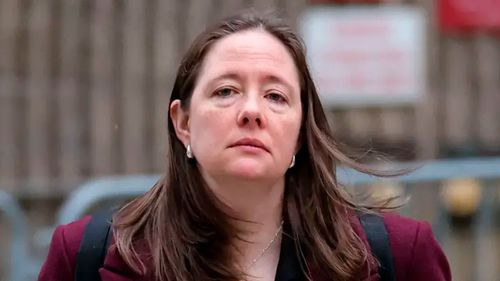 Trump remueve a fiscal clave del caso Epstein en medio de creciente controversia