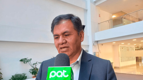Senador Víctor Quispe destaca necesidad de fortalecer presencia internacional de Bolivia