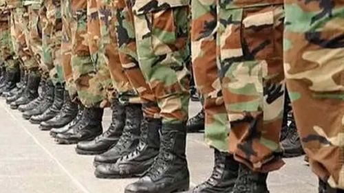 Soldado potosino muere y su familia denuncia que le entregaron el cuerpo sin ojos ni riñones