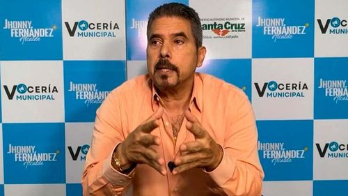 Alcaldía reconecta agua a mercados y advierte que será el último pago por servicios básicos