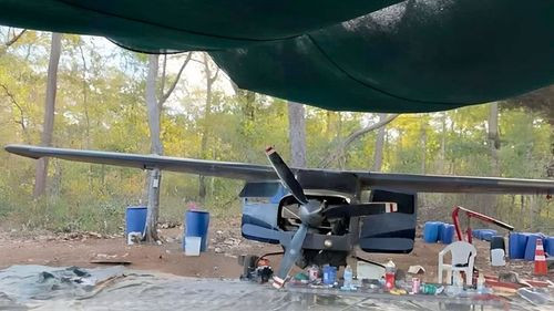 Hallan pista clandestina y avioneta durante operativo en San Matías
