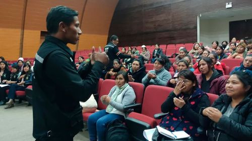 Educadoras de PAN Manitos se capacitan en lengua de señas