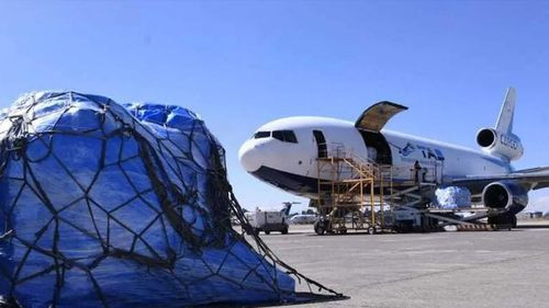 Puente aéreo traslada 174 mil kilos de pollo a La Paz y El Alto ante bloqueos de caminos