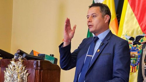 Edmand Lara cuestiona contratos de Trafigura y anuncia pedido de informes
