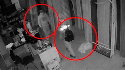 Padre e hijo detenidos por robo en Cochabamba