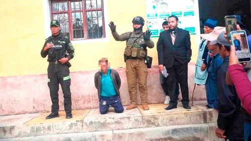 Multitud intenta linchar a acusado de feminicidio e infanticidio en el norte de Potosí