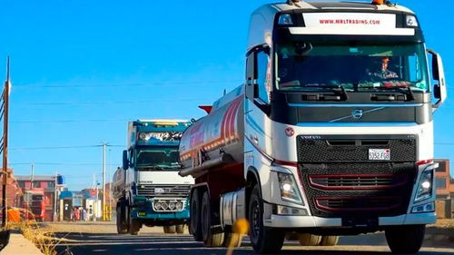 Cisterneros y YPFB acuerdan regularizar pagos pendientes
