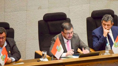 Ministro Medinaceli revela que YPFB arrastraba deudas superiores a los $us 900 millones en 2025