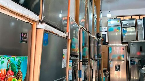 Comerciantes prevén mayor baja de precios tras anuncio de arancel cero para tecnología