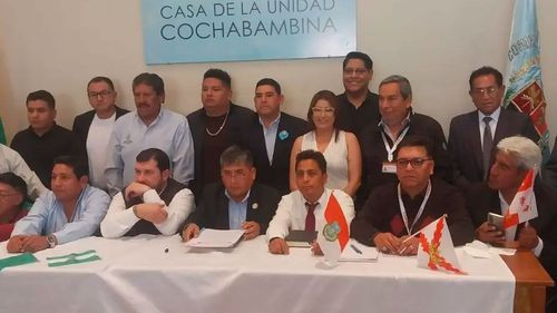 Cívicos exigen reunión con Rodrigo Paz antes del 14 de septiembre
