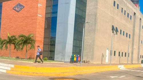 Fiscalía inspecciona oficinas de Yacimientos Petrolíferos Fiscales Bolivianos por caso de exgerente