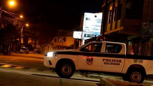 Disparan a un adolescente y el agresor se oculta en un residencial