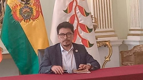 Bolivia busca fortalecer relaciones con Chile y cooperación regional en cumbre internacional