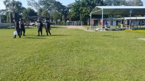 La Policía recupera planta petrolera que estaba tomada por bloqueadores en Santa Rosa del Sara