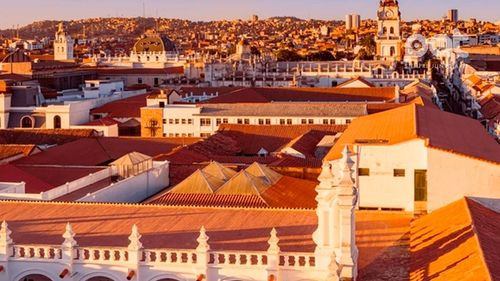 Gobierno decreta feriado departamental en Chuquisaca por el Bicentenario y los 487 años de Sucre