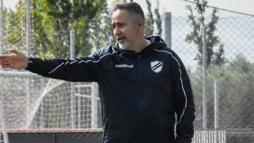 Flavio Robatto renuncia a la dirección técnica de Bolívar tras derrota ante Independiente