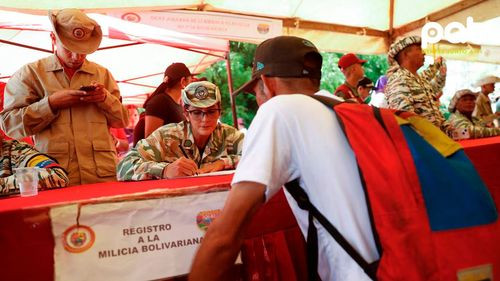 Maduro advierte “lucha armada” si EE.UU. ataca Venezuela