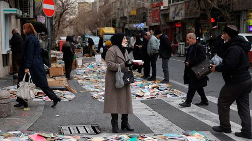 Irán cumple dos semanas de apagón de internet mientras crecen denuncias de represión