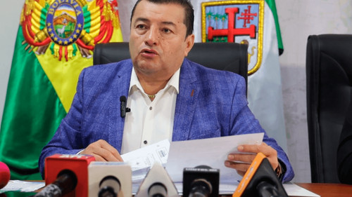 Alcalde afirma que el pasaje urbano no subirá en Santa Cruz