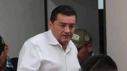 Justicia dicta arresto domiciliario para Jhonny Fernández con fianza de Bs 500.000