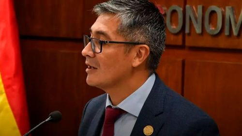 Gobierno no responderá al pliego de la COB antes del 1 de mayo y propone mesas técnicas 