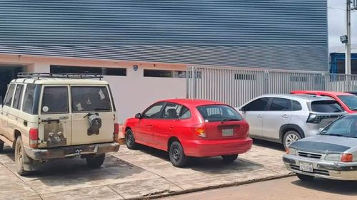 Allanan oficinas del Senasag por envío de 700 kilos de droga a Chile