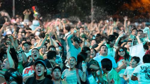 Rodrigo Paz garantiza señal abierta para el Bolivia–Irak por el repechaje mundialista