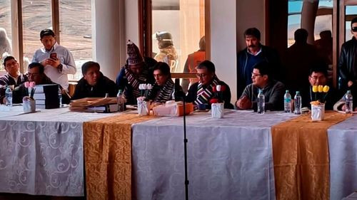 Gobierno y representantes de Potosí firman acuerdo para la pacificación y el desarrollo 