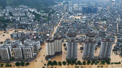 Más de 80.000 evacuados por fuertes inundaciones en el suroeste de China