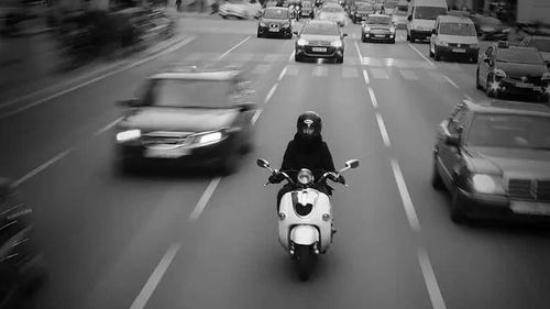 Movilidad urbana insta al cumplimiento de normas para motociclistas