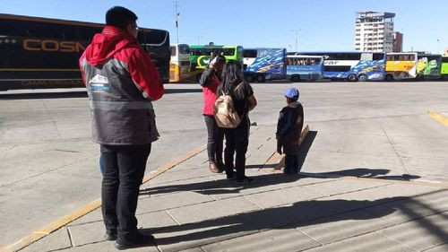 Menores de edad pretendían viajar solos a Oruro desde la terminal metropolitana de el Alto 