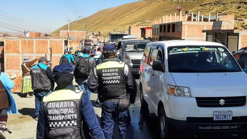 120 Vehículos marcados en operativo tributario en Urujara