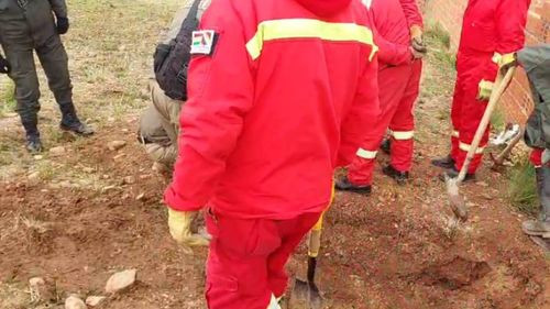 Encuentran restos de un bebé enterrado ilegalmente en El Alto