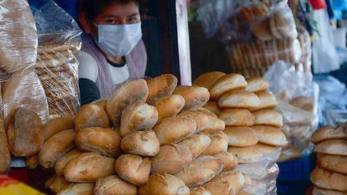  Gobierno entrega propuesta para mantener el precio del pan y se declara cuarto intermedio en el diálogo