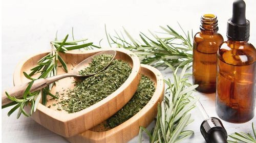 Un compuesto derivado del romero y la salvia podría ayudar en el tratamiento del Alzheimer