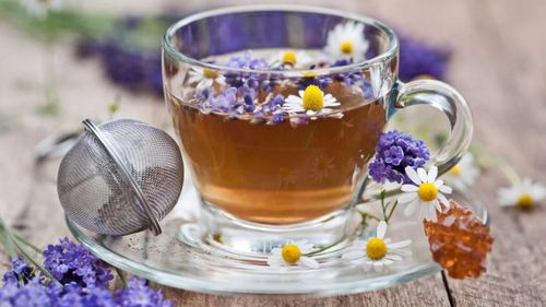 Manzanilla y lavanda: la combinación para combatir el insomnio y reducir el estrés