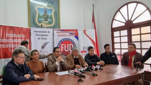 Cuestionan el desaire de candidatos a la presidencia a un Foro que se suspendió en Tarija