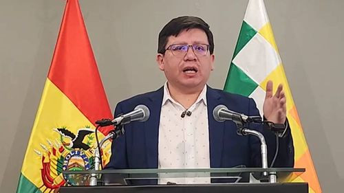 Gobierno insiste con la aprobación de créditos: “Endeudamiento en este momento no es un problema”, según ministro Cusicanqui