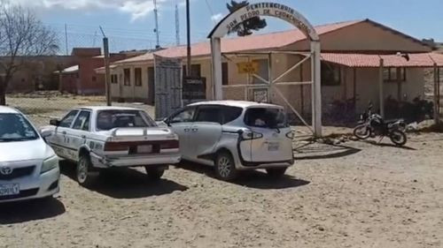 Imagen de Llegaron los 4 mandamientos para la salida de Camacho de Chonchocoro   