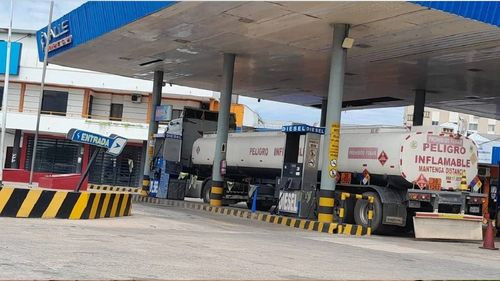  Gobernación de Santa Cruz inicia importación de diésel para abastecer al sector productivo