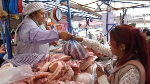 Carne de cerdo alcanza precios altos en La Paz, entre Bs 40 y 43 por kilo
