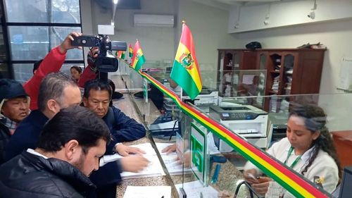 Comité Pro Santa Cruz presenta acción de libertad por pacientes renales