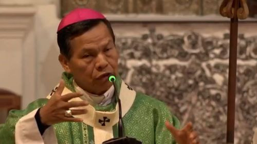 Iglesia pide &quot;dejar de lado los insultos&quot; y pensar más en la &quot;realidad que vivimos&quot;