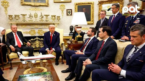 Trump ofrece levantar sanciones a Turquía si deja de comprar petróleo ruso