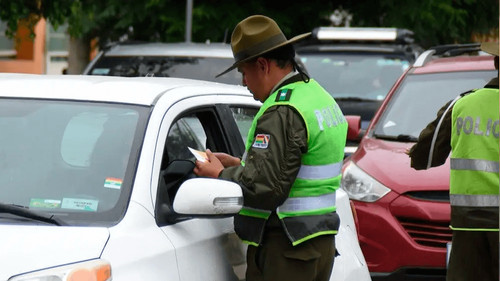 Mediante memorándum, comandante general prohíbe a los policías “solicitar, exigir, aceptar o insinuar la entrega de dinero”