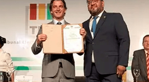 ‘Mamén’ saavedra recibe credencial como alcalde de santa cruz de la sierra