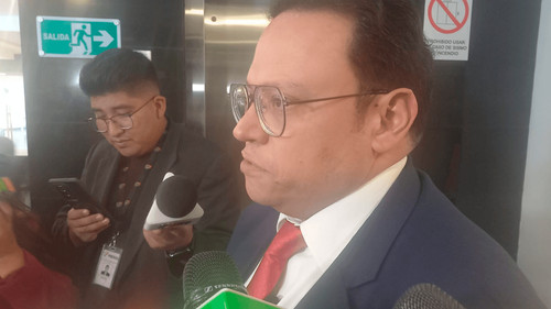 Cuestionan renuncia en YPFB y exigen proceso por combustibles