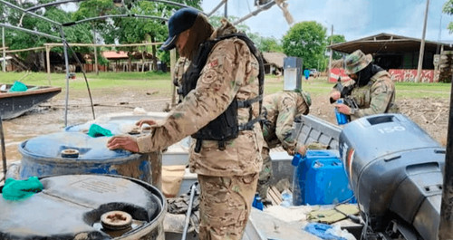 Incautan casi media tonelada de droga en operativo en ríos del beni