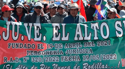 La Paz continúa cercada por bloqueos y juntas vecinales anuncian cabildo en la Ceja