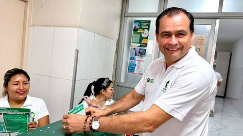 Wilfredo Anzoategui es reelecto como presidente del Colegio Médico 
